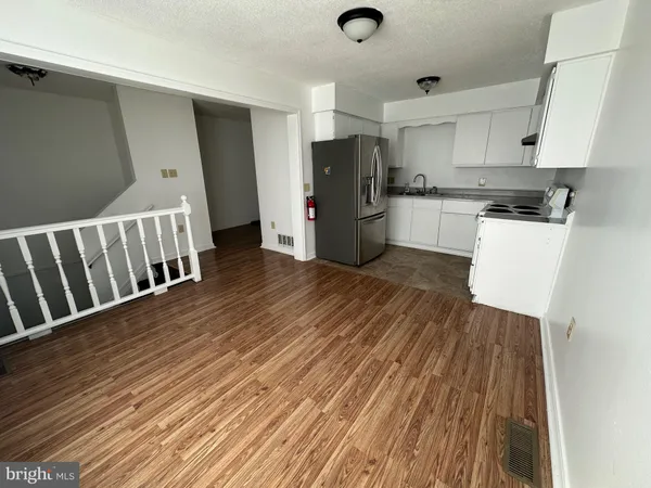$1,950 | 106 North 34th Street, Unit A, Camden, NJ 08105