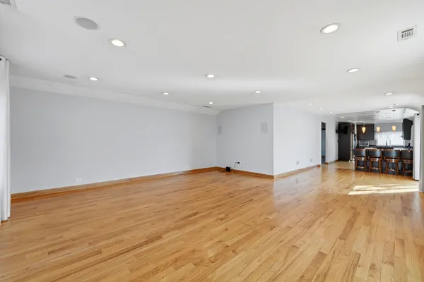 $314,900 | 4115 Denley Avenue, Schiller Park, IL 60176