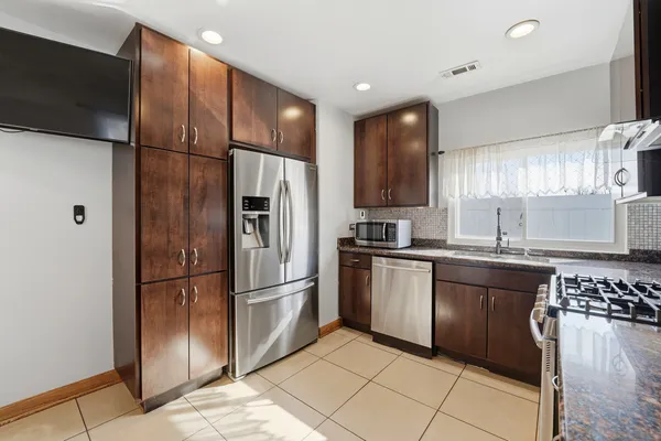 $314,900 | 4115 Denley Avenue, Schiller Park, IL 60176