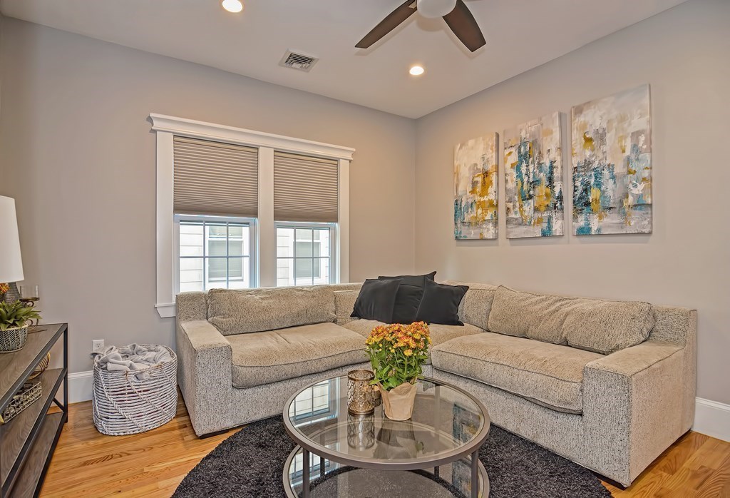 651 East 6th Street, Unit 2 Boston, MA 02127 - Photo 12 of 31