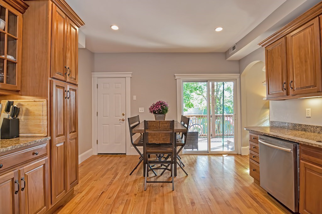 651 East 6th Street, Unit 2 Boston, MA 02127 - Photo 19 of 31