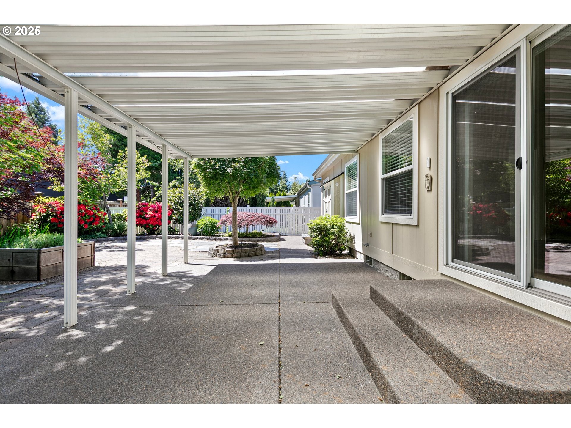 3220 Crescent Avenue, Unit 59 Eugene, OR 97408 - Photo 36 of 43 a view of entrance front of the house
