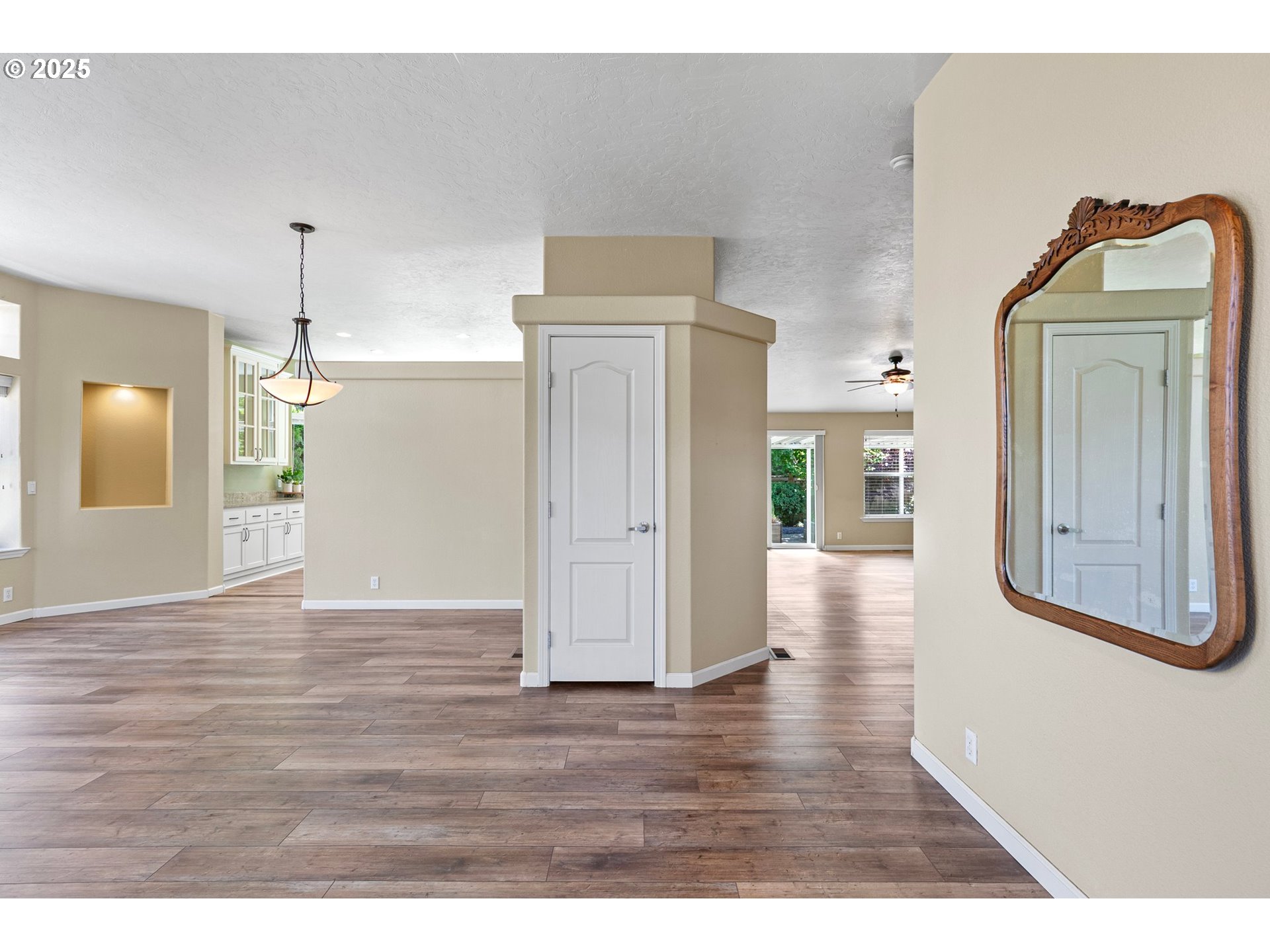 3220 Crescent Avenue, Unit 59 Eugene, OR 97408 - Photo 5 of 43 a view interior of house with wooden floor