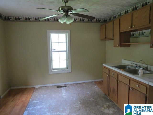 9138 3rd Avenue Trafford, AL 35172 - Photo 3 of 7