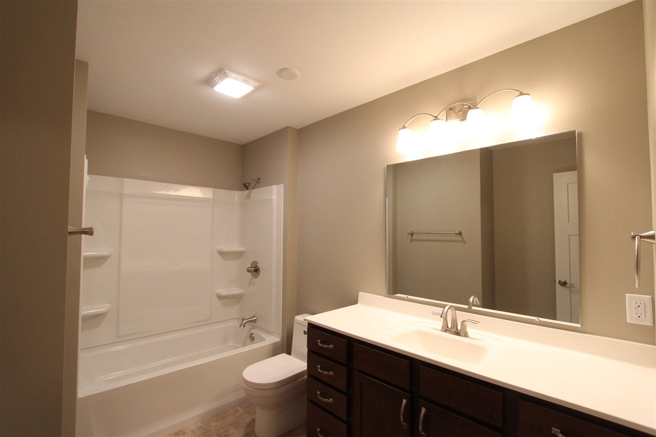 4200 Blairs Ferry Road Northeast Cedar Rapids, IA 52411 - Photo 13 of 15 Gallery Image 13