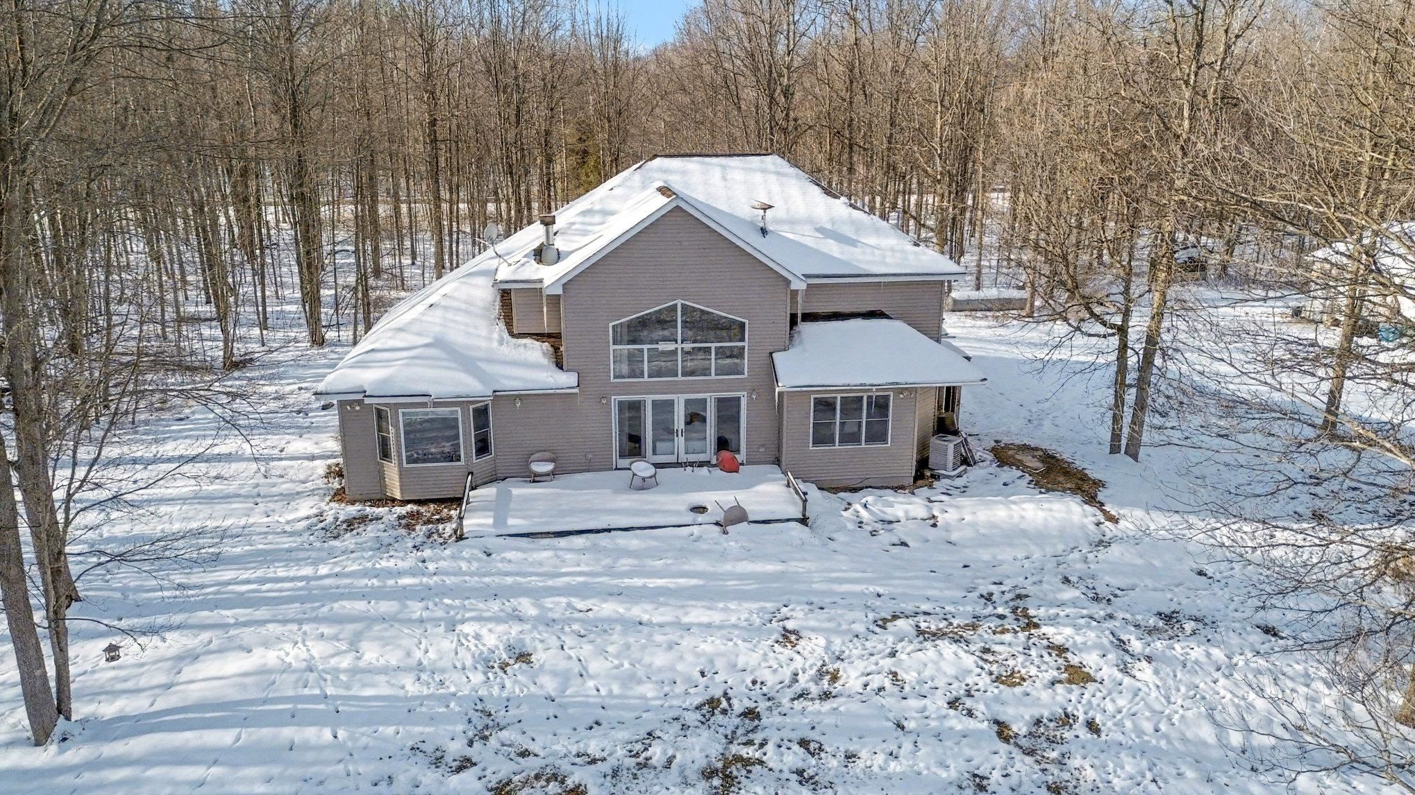635 South East County Line Road Shepherd, MI 48883 - Photo 27 of 32