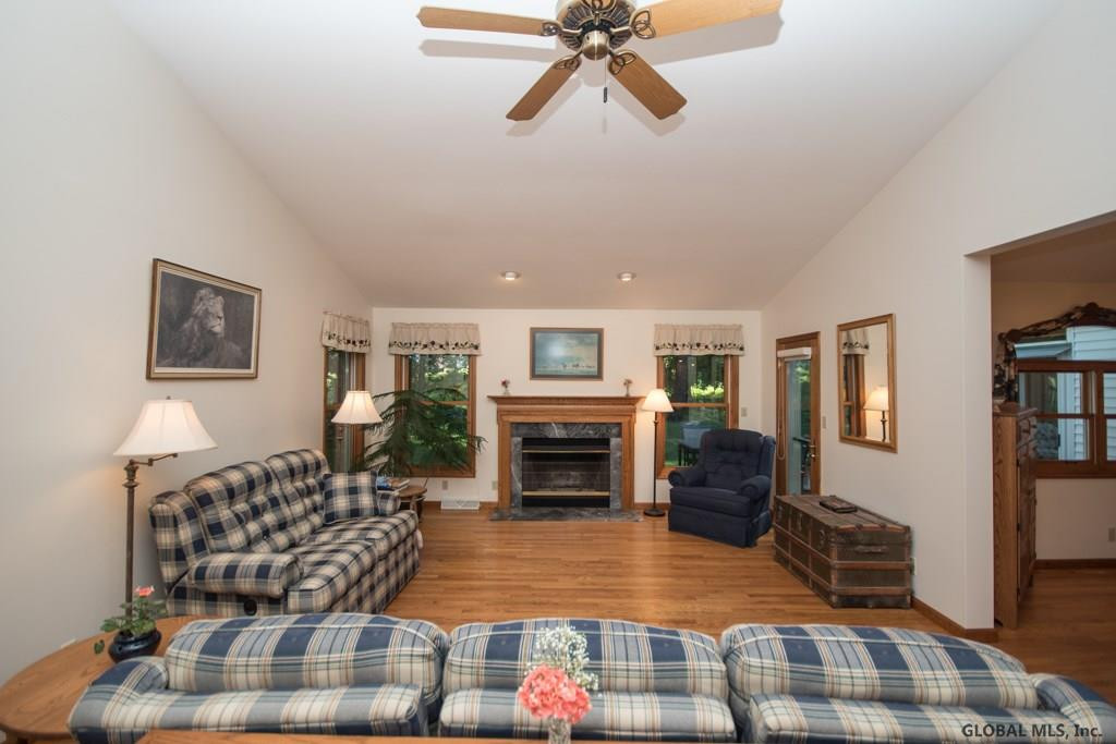 48 McCormack Road Bethlehem, NY 12159 - Photo 3 of 25 Photo 3