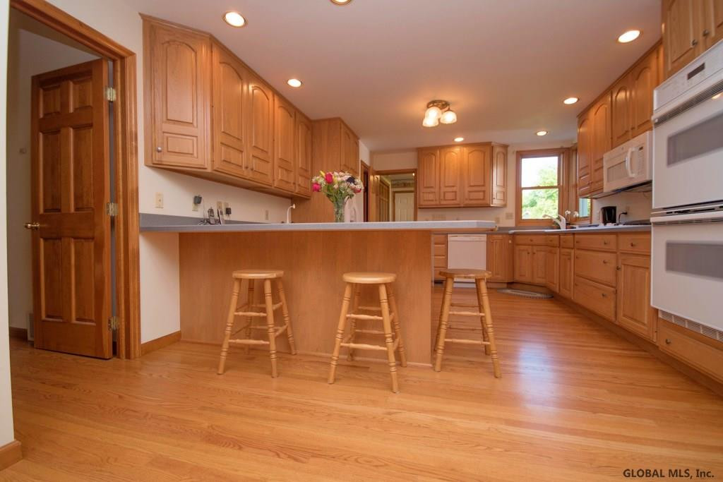 48 McCormack Road Bethlehem, NY 12159 - Photo 6 of 25 Photo 6