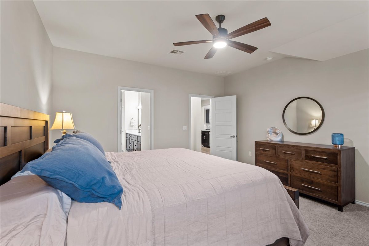 7321 Sentry Path Austin, TX 78744 - Photo 15 of 34