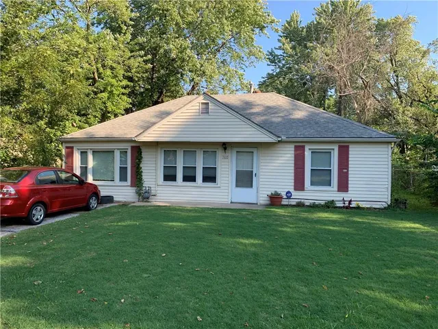 $149,900 | 7410 East 57th Street, Kansas City, MO 64129