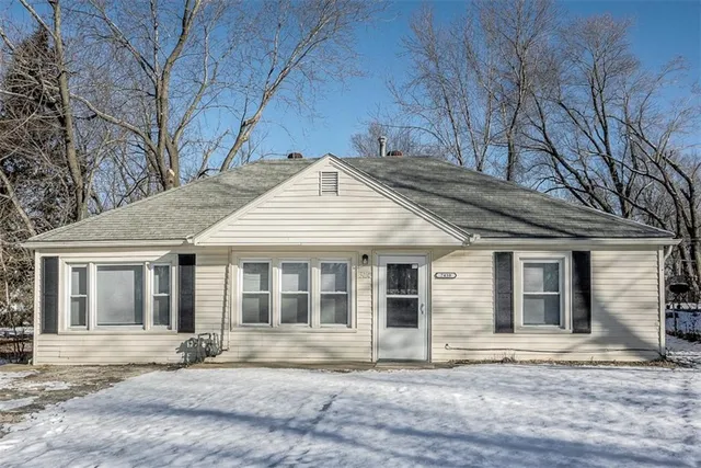$149,900 | 7410 East 57th Street, Kansas City, MO 64129