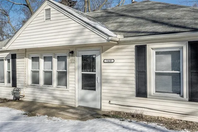 $149,900 | 7410 East 57th Street, Kansas City, MO 64129