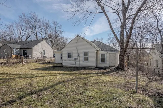 $149,900 | 7410 East 57th Street, Kansas City, MO 64129