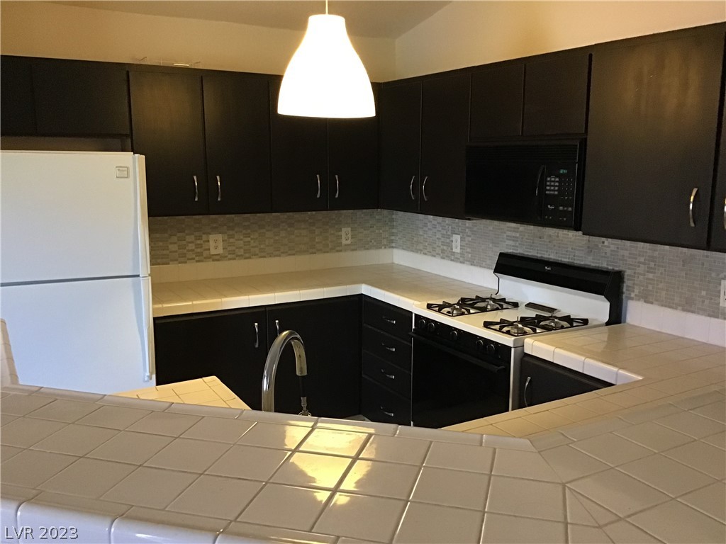 745 Wheat Ridge Lane, Unit 202 Las Vegas, NV 89145 - Photo 12 of 34