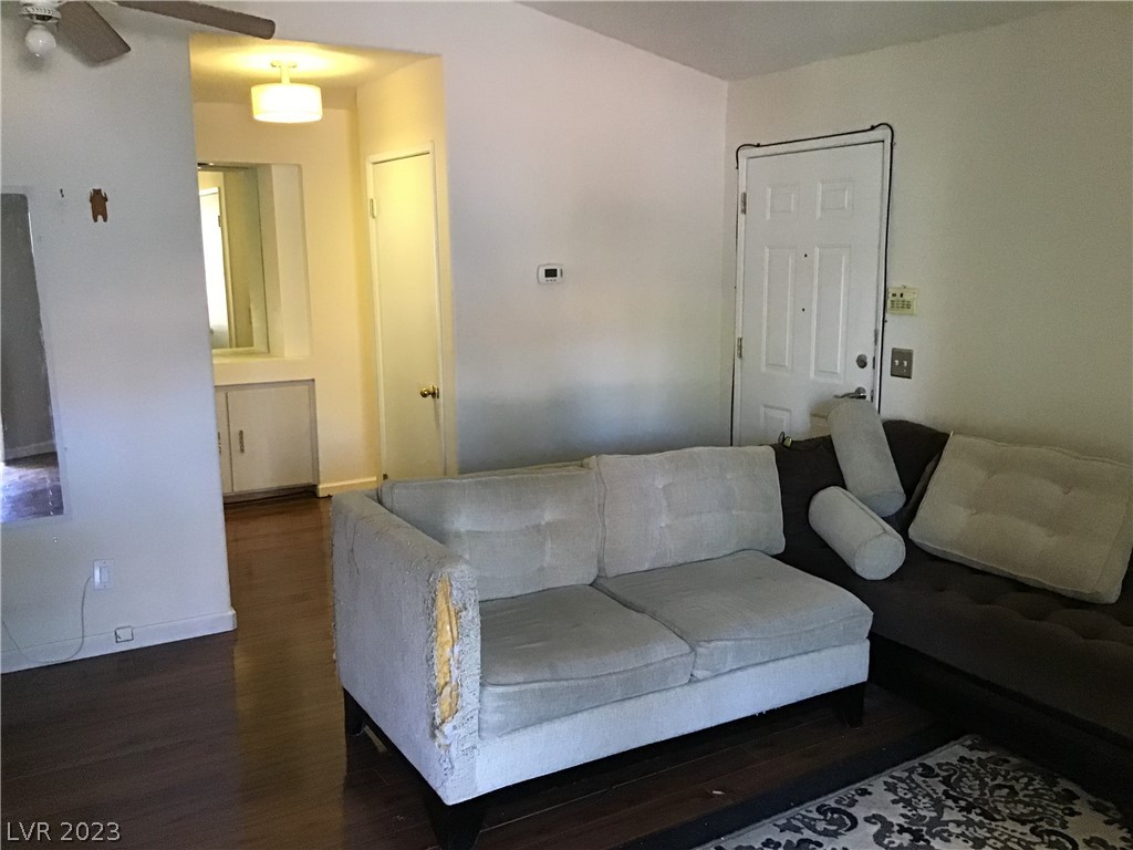 745 Wheat Ridge Lane, Unit 202 Las Vegas, NV 89145 - Photo 3 of 34