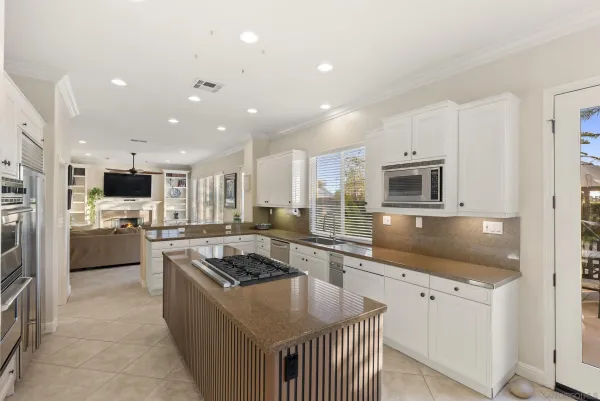 $3,399,900 | 5255 Greenwillow Lane, San Diego, CA 92130