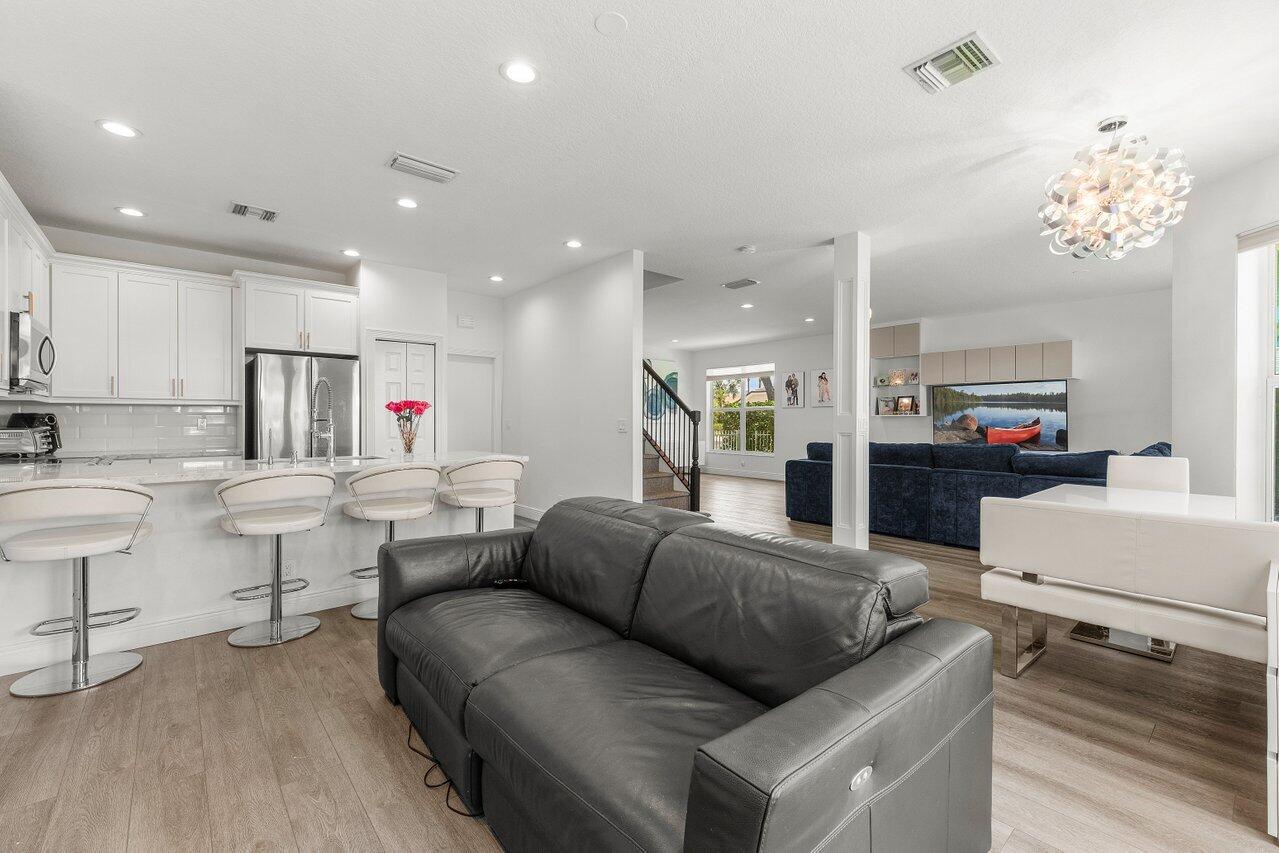 5850 Northwest 42nd Terrace Boca Raton, FL 33496 - Photo 15 of 46 015-5850Northwest42ndTerrace-BocaRaton-F