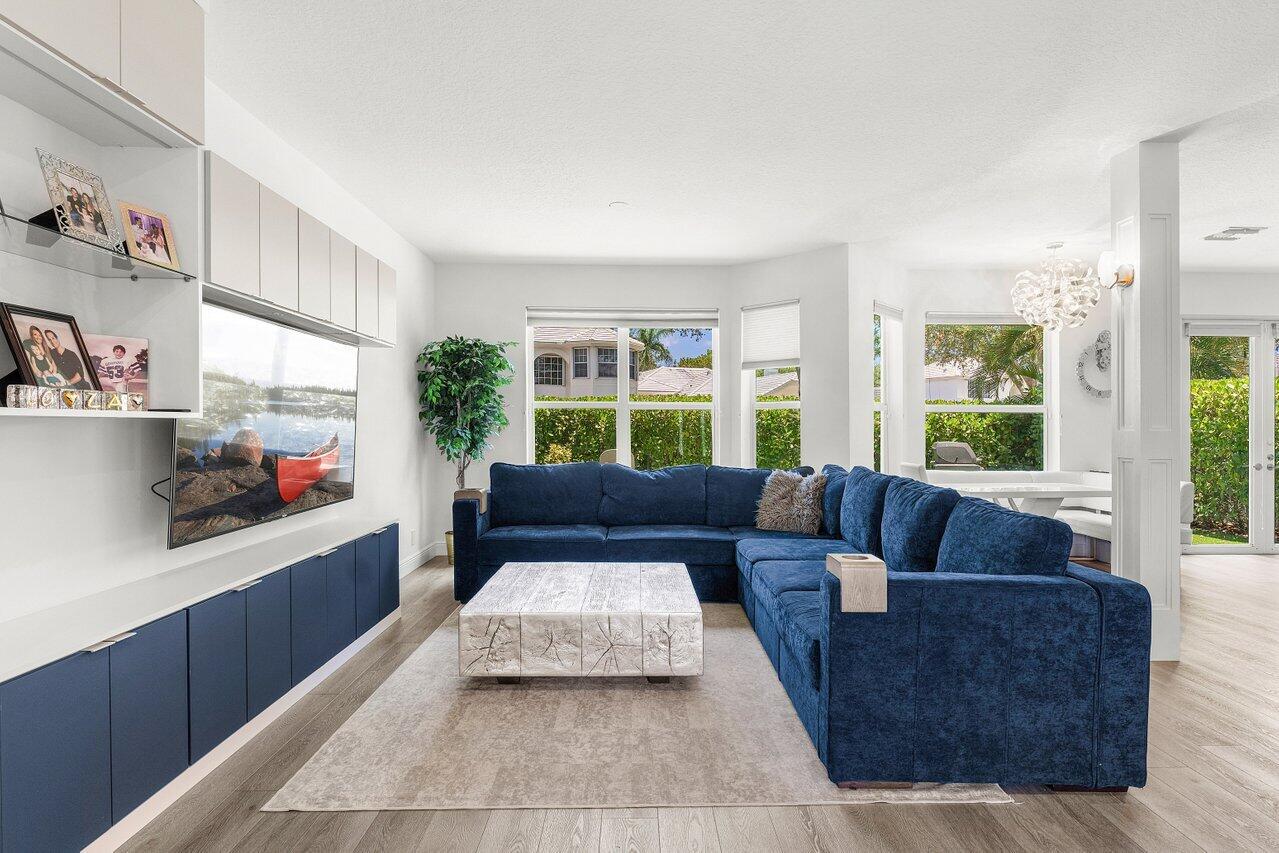 5850 Northwest 42nd Terrace Boca Raton, FL 33496 - Photo 9 of 46 009-5850Northwest42ndTerrace-BocaRaton-F