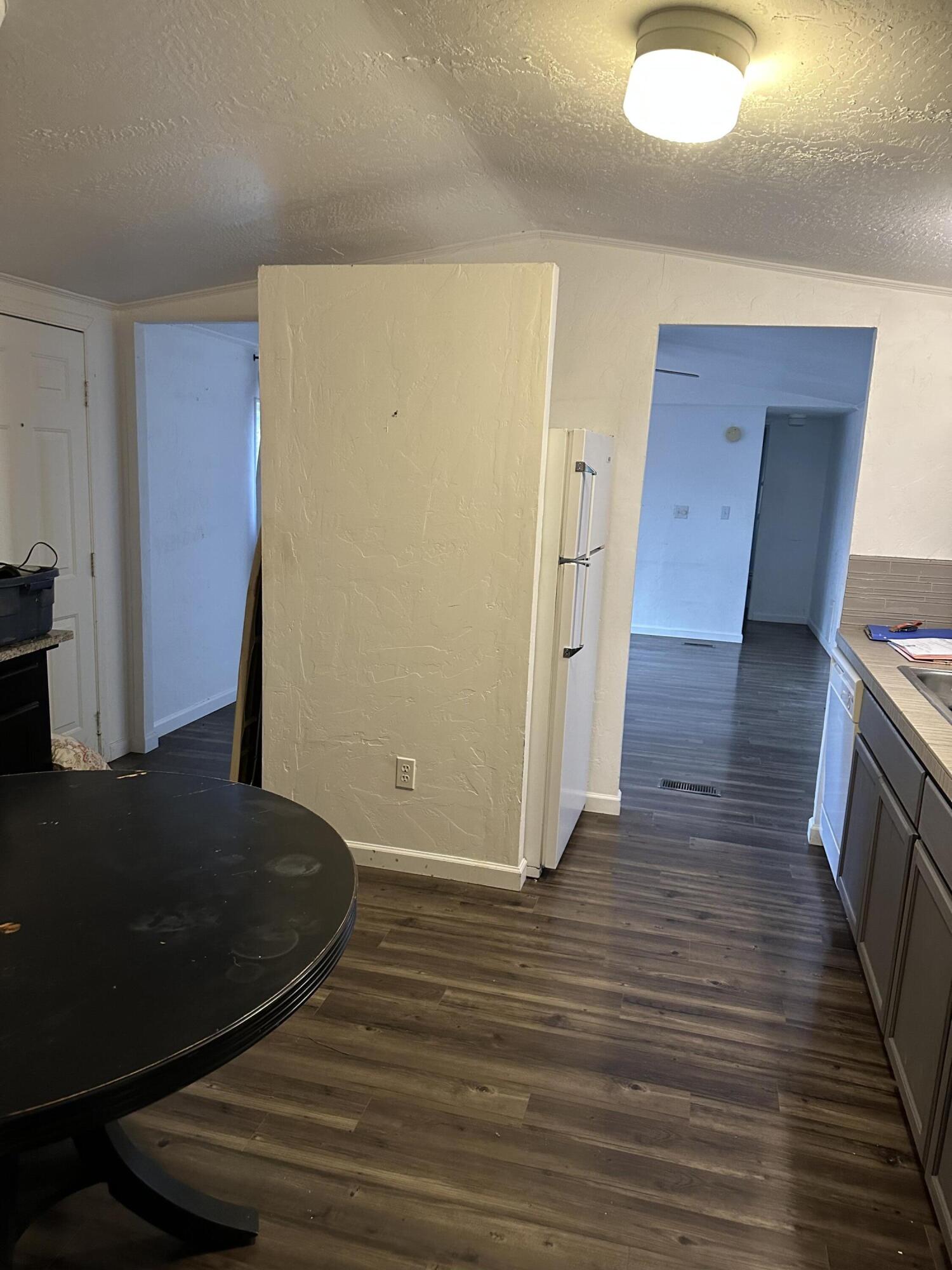 60901 Brosterhous Road, Unit 743 Bend, OR 97702 - Photo 9 of 24 /DINING
