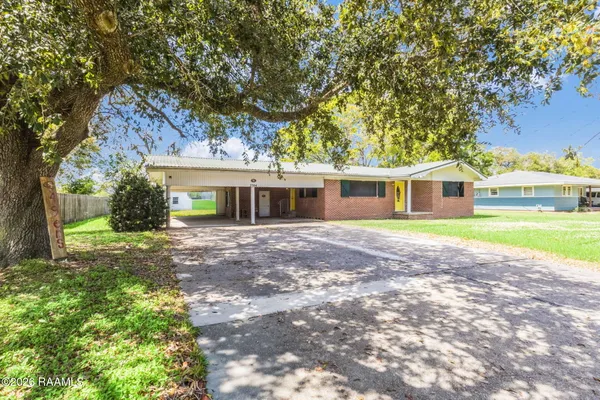 $195,000 | 2304 Louisiana Drive, New Iberia, LA 70560