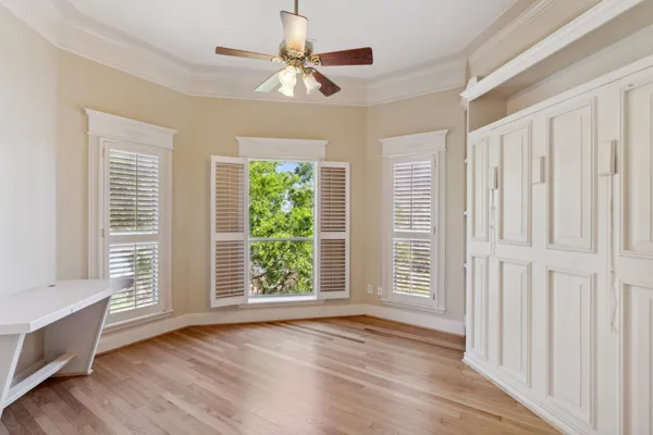 $1,350,000 | 3201 White Oak Drive, Houston, TX 77007