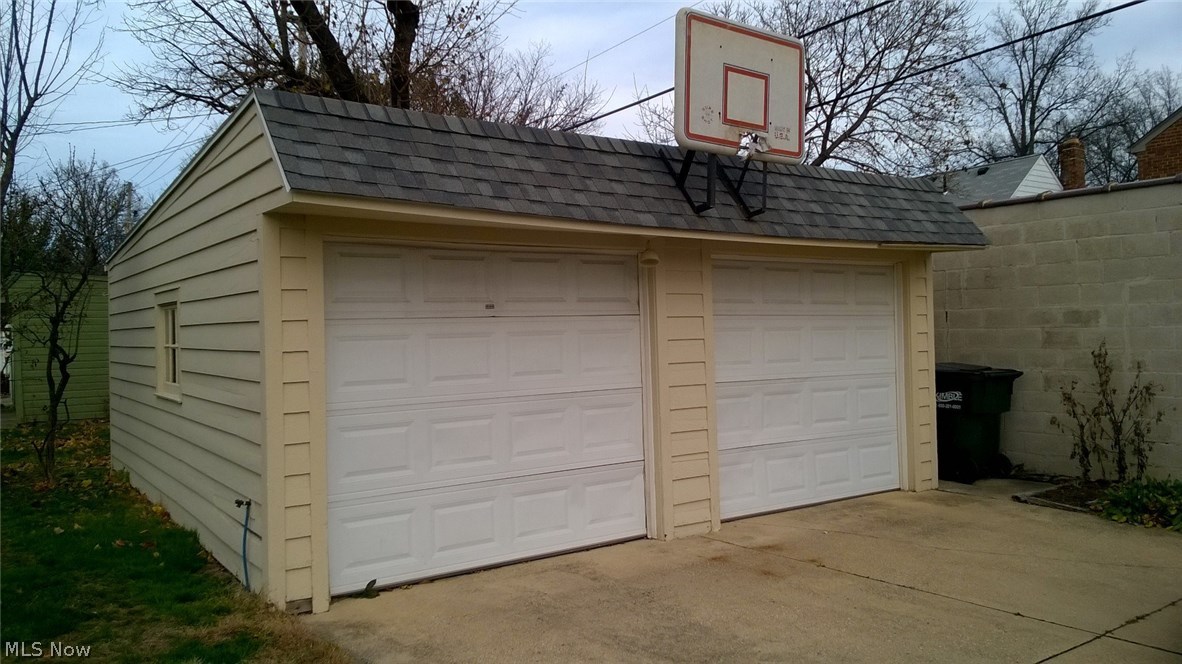 1189 Avondale Road Cleveland, OH 44121 - Photo 19 of 19 New roof and garage doors, everything is in great shape here, low price, it's a steal!