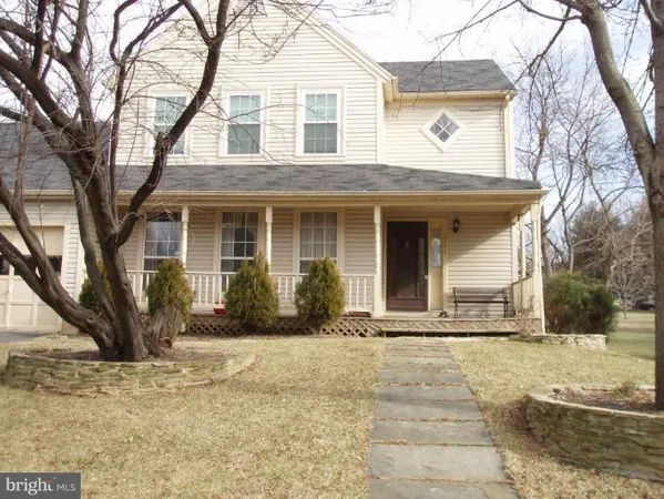 $3,100 | 18552 Cape Jasmine Way, Gaithersburg, MD 20879