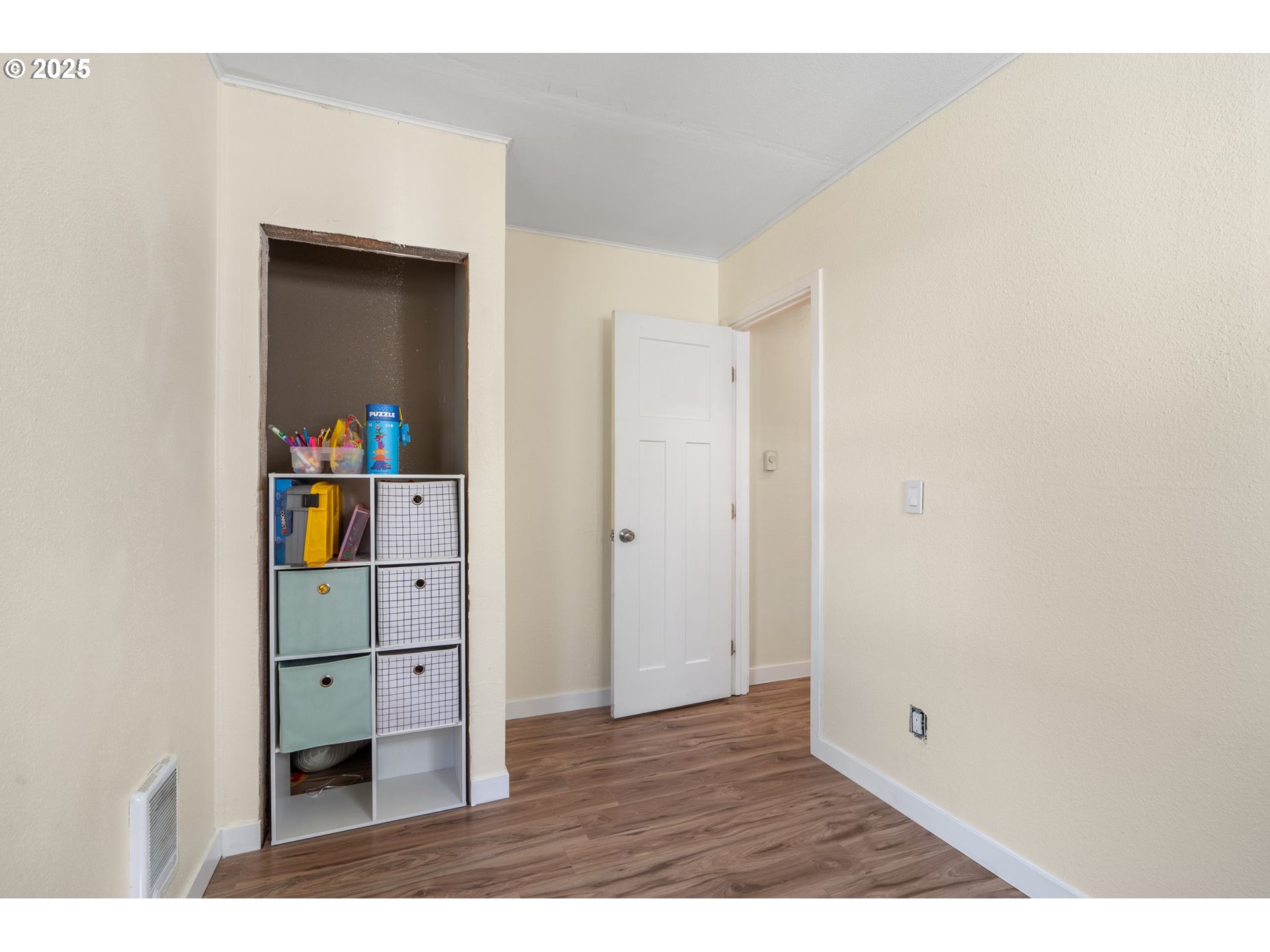 333 20th Avenue Longview, WA 98632 - Photo 19 of 30 Bedroom