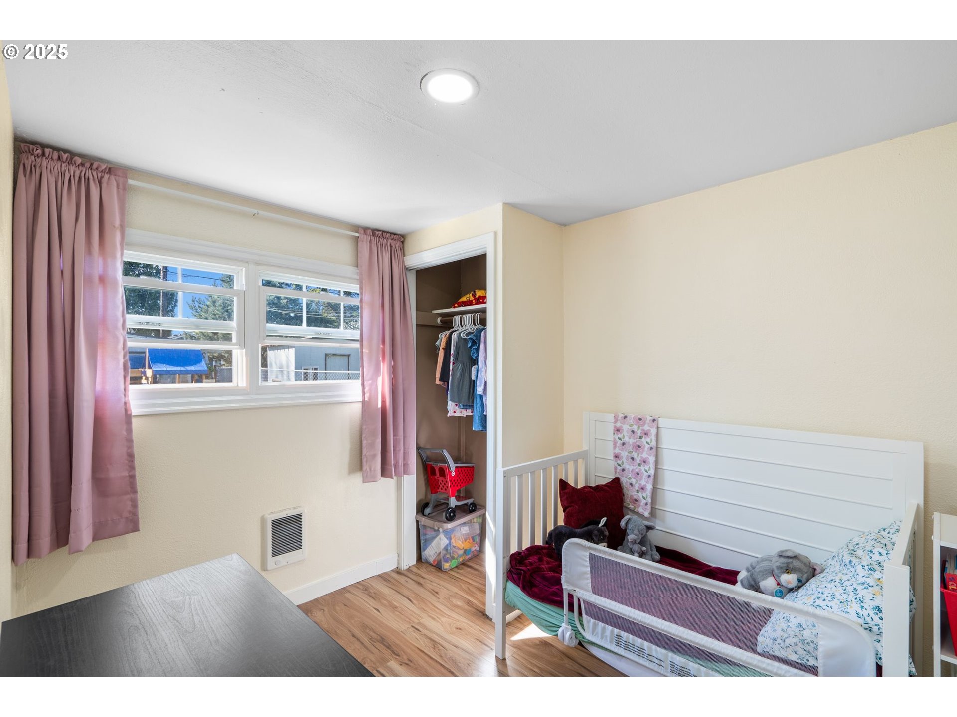 333 20th Avenue Longview, WA 98632 - Photo 20 of 30 Bedroom