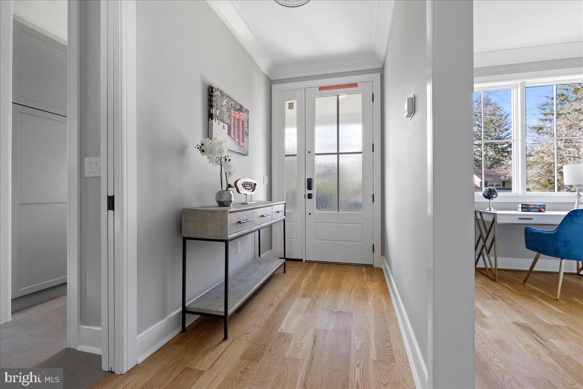 61 Harris Road Princeton, NJ 08540 - Photo 3 of 34 Foyer