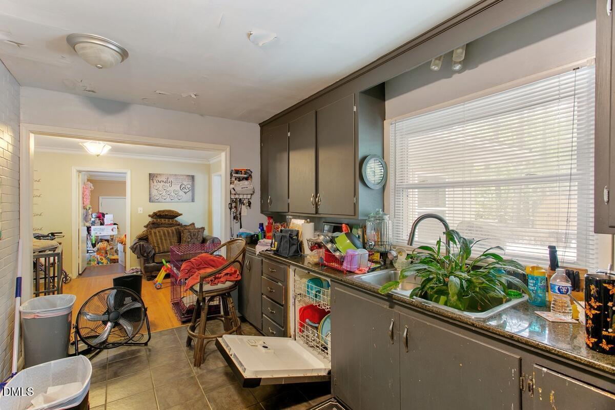 510 Goodwin Road Durham, NC 27712 - Photo 8 of 24 08_beyc69d6b55f41456