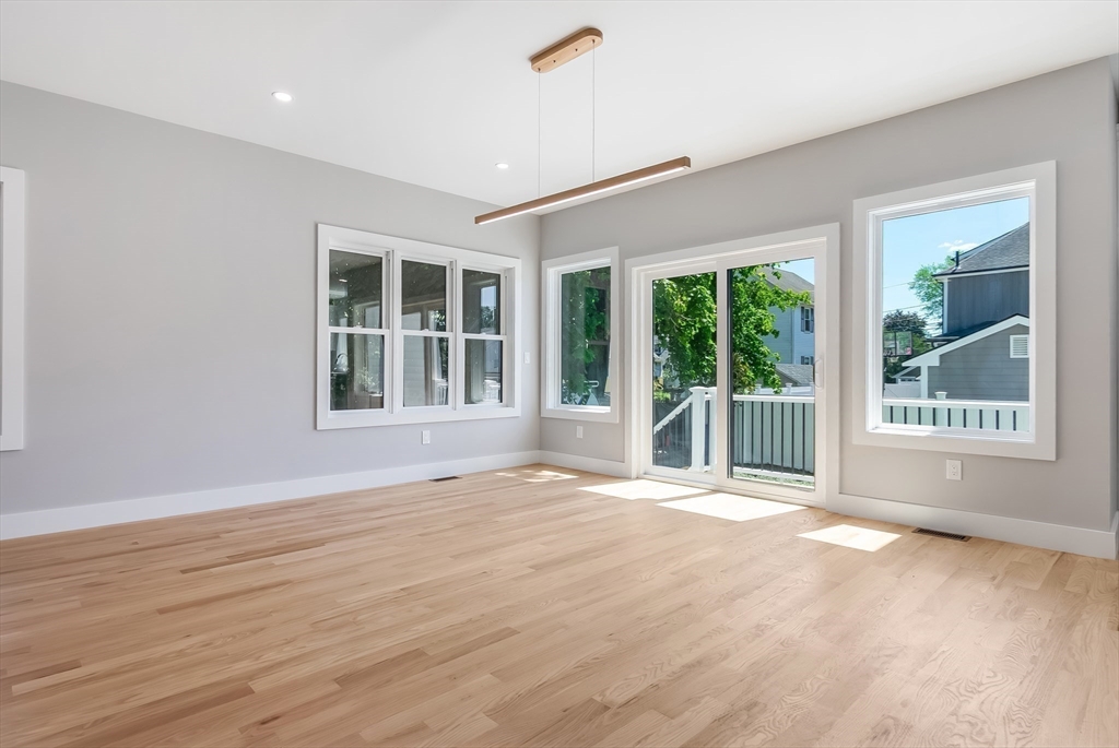 15 Foss Road, Unit A Framingham, MA 01702 - Photo 7 of 36