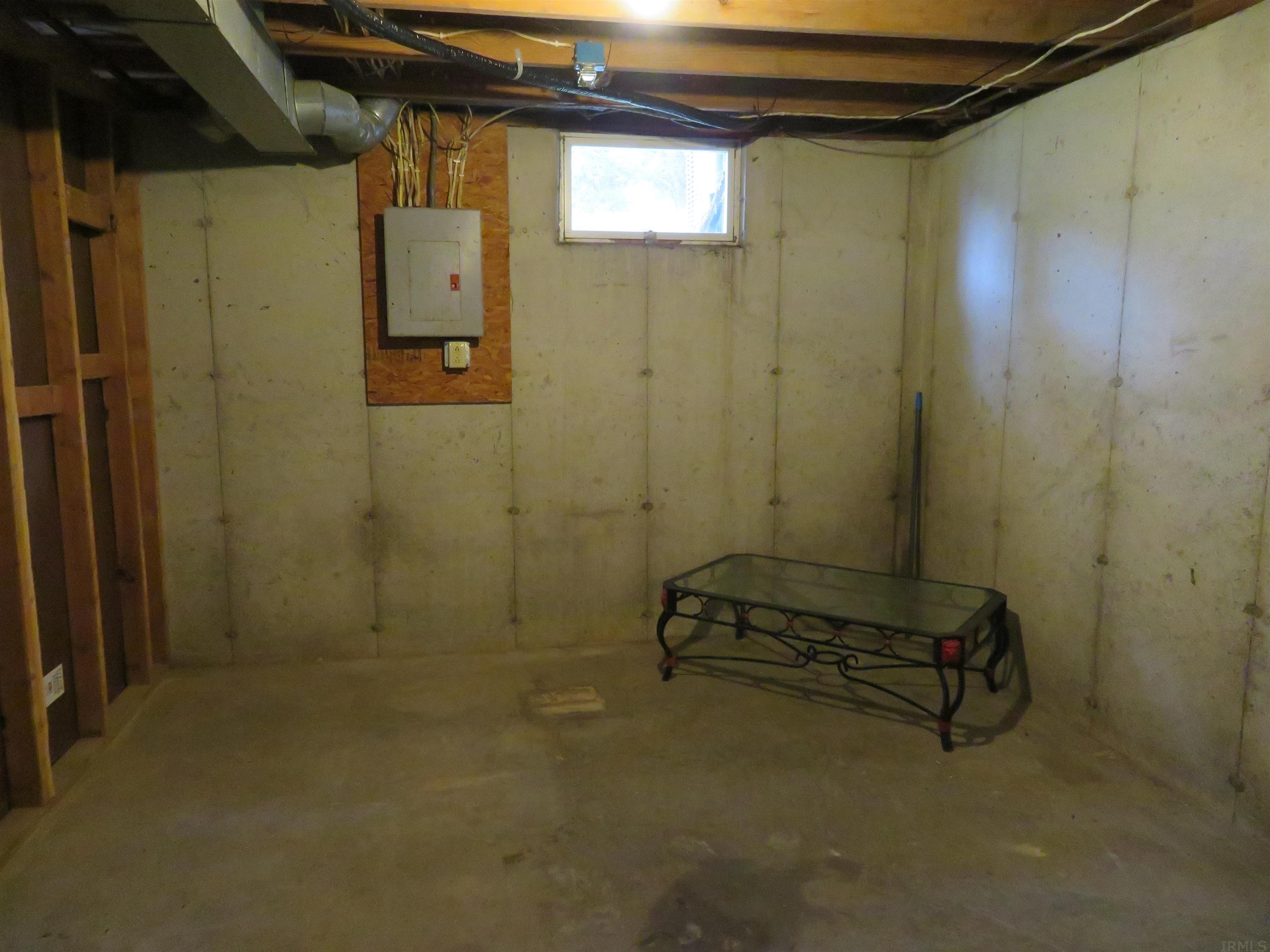1007 Zollinger Road Goshen, IN 46528 - Photo 14 of 33 Gallery Image 14