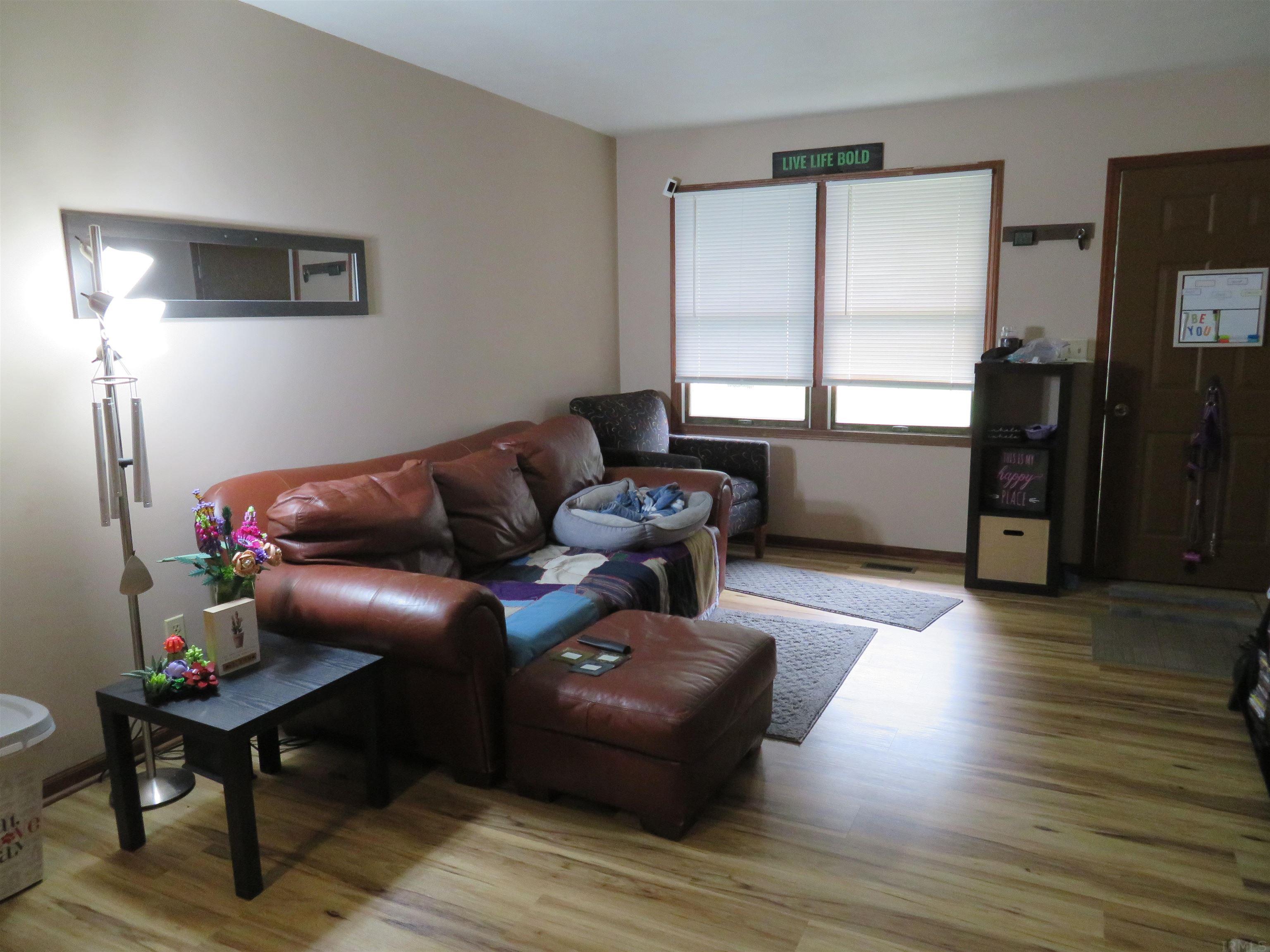 1007 Zollinger Road Goshen, IN 46528 - Photo 4 of 33 Gallery Image 4