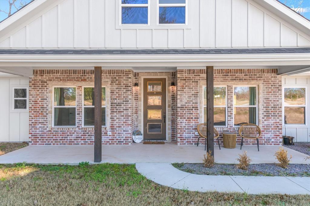 1159 Highway 276 Emory, TX 75440 - Photo 4 of 39 a front view of a house