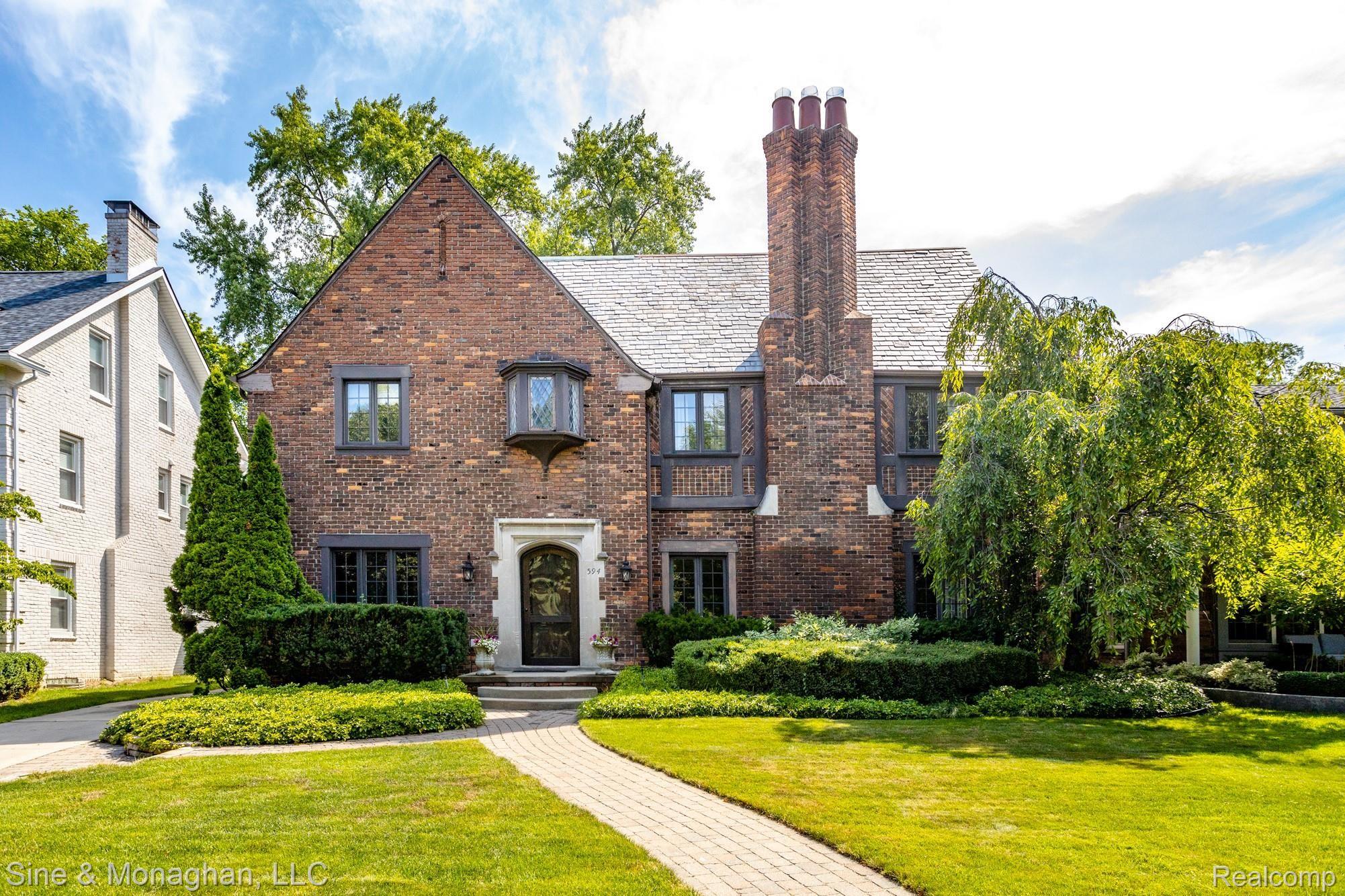 594 Rivard Boulevard Grosse Pointe, MI 48230 - Photo 73 of 79 594 Rivard S073.jpg