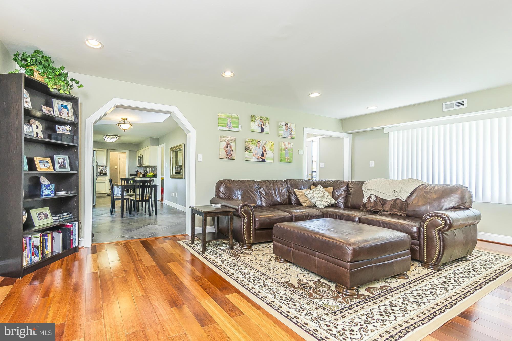 3509 Mabank Lane Bowie, MD 20715 - Photo 14 of 30 Living Room