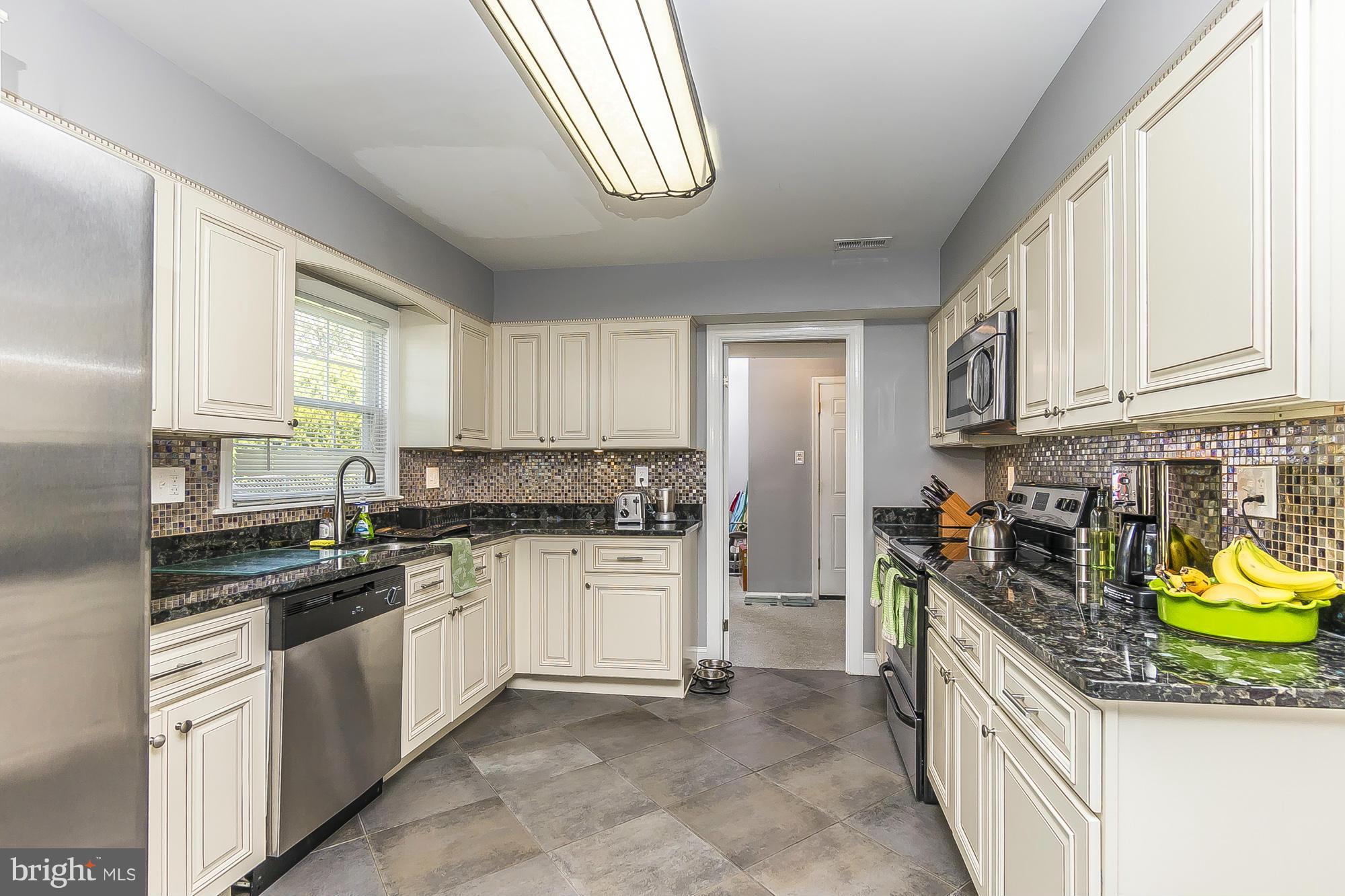 3509 Mabank Lane Bowie, MD 20715 - Photo 8 of 30 Kitchen