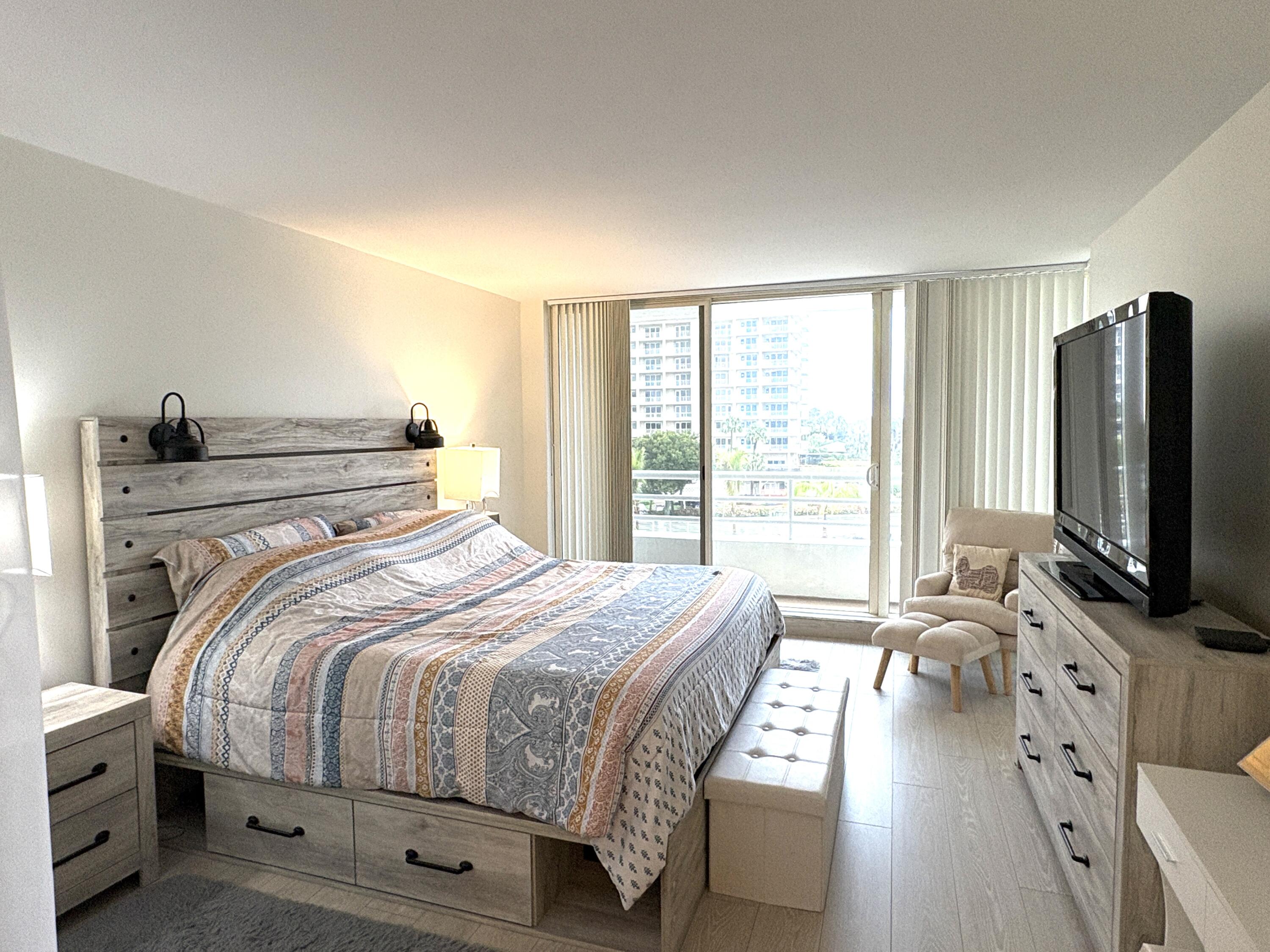 4201 North Ocean Boulevard, Unit 302C Boca Raton, FL 33431 - Photo 13 of 37 8 BED WIND