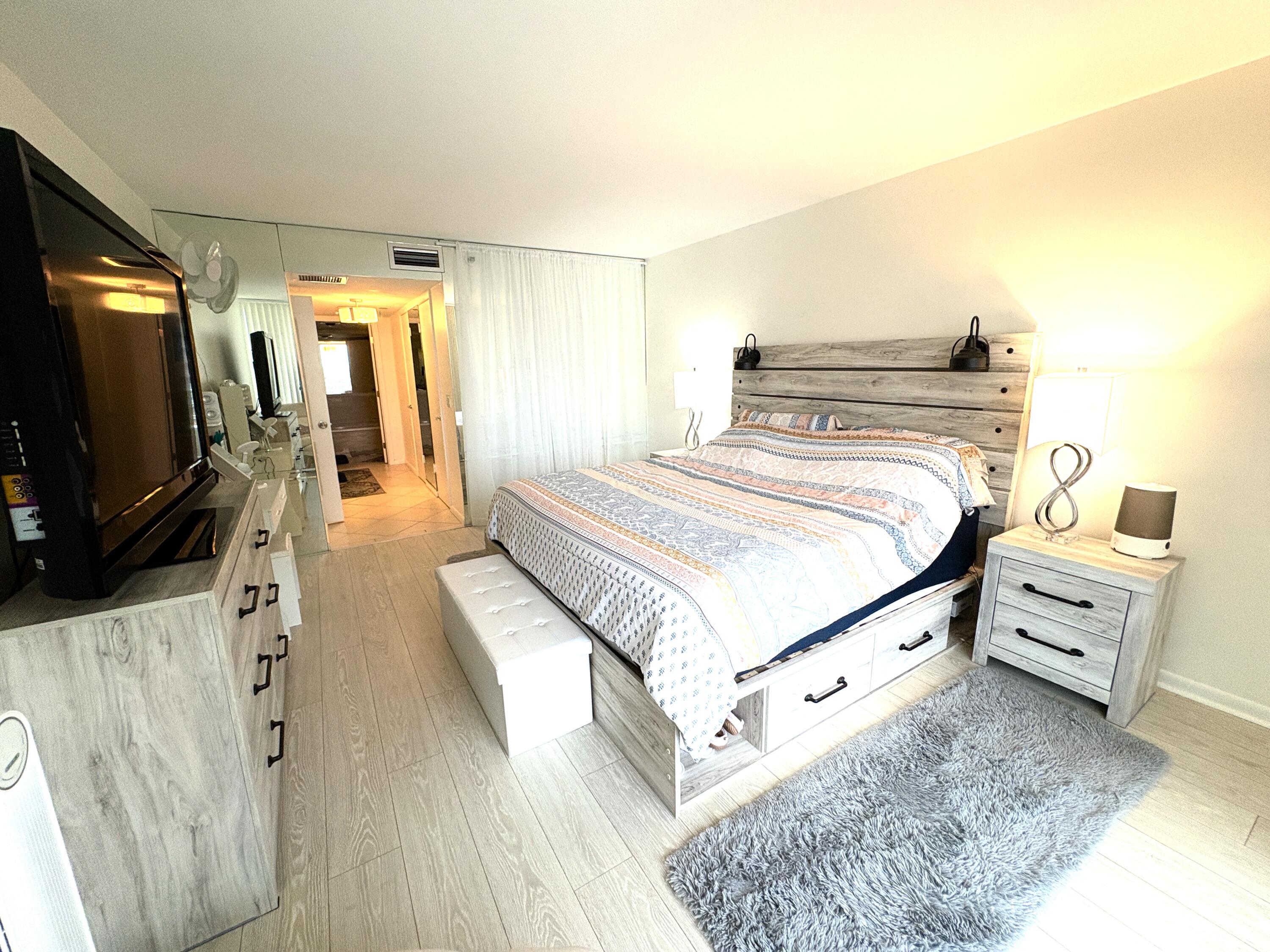 4201 North Ocean Boulevard, Unit 302C Boca Raton, FL 33431 - Photo 14 of 37 9 BED RM LONG