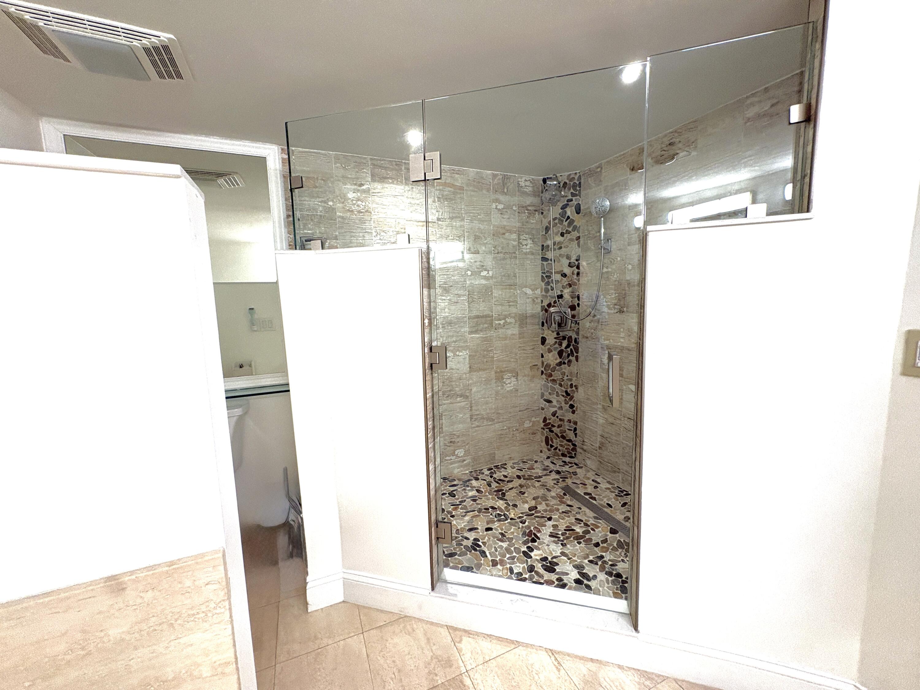4201 North Ocean Boulevard, Unit 302C Boca Raton, FL 33431 - Photo 19 of 37 14 WL SHOWER