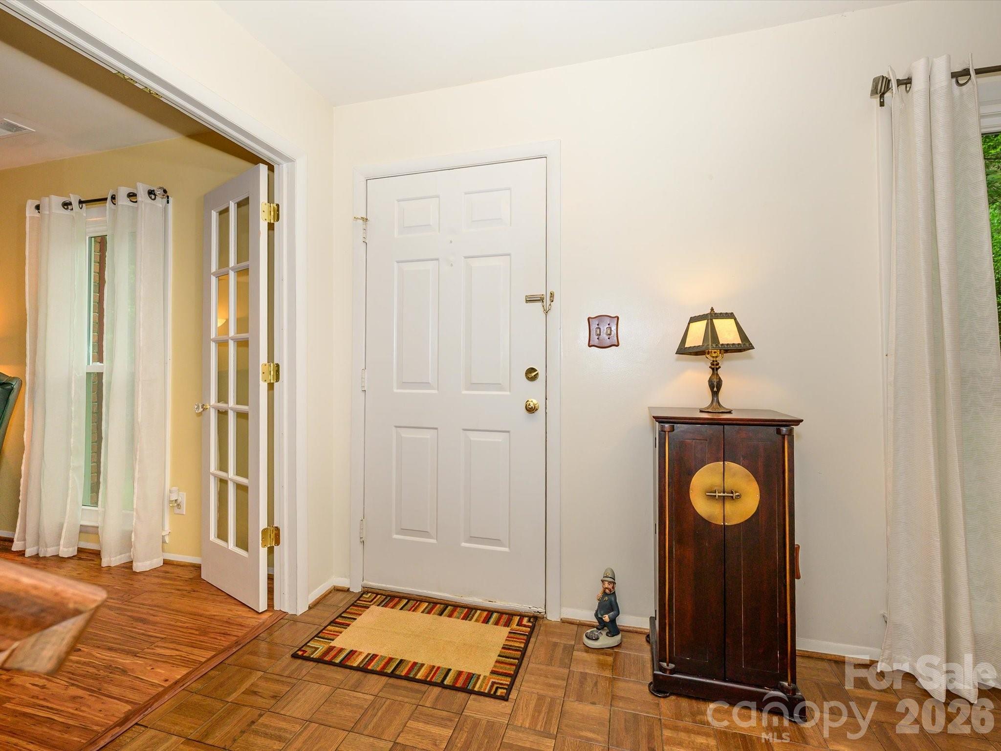 9607 Riddick Place Matthews, NC 28105 - Photo 5 of 39