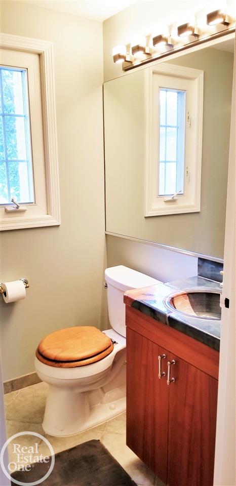 1690 Graefield Road Birmingham, MI 48009 - Photo 29 of 62 50017744-28.JPG