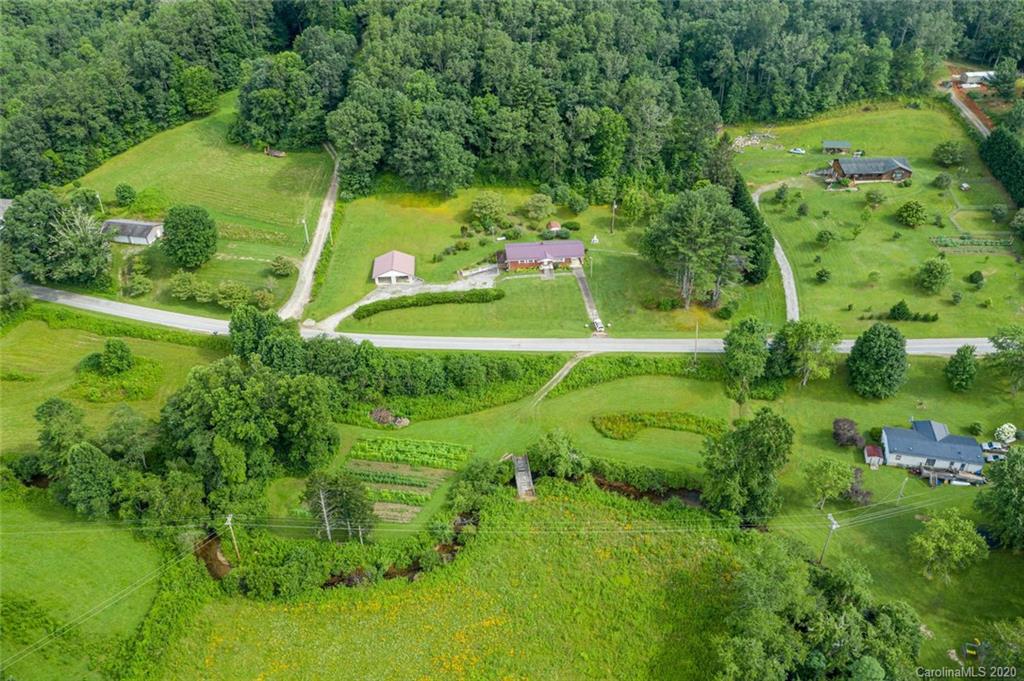 1627 Tanasee Gap Road Balsam Grove, NC 28708 - Photo 19 of 35 Gallery Image 19