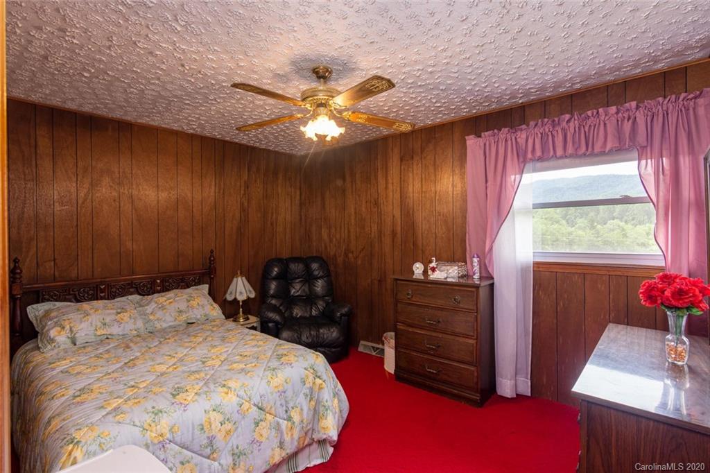 1627 Tanasee Gap Road Balsam Grove, NC 28708 - Photo 27 of 35 Gallery Image 27