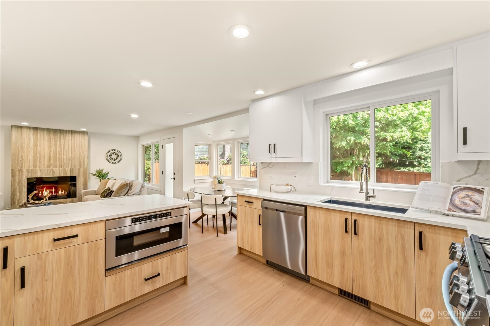 18501 28th Avenue Southeast Bothell, WA 98012 - Photo 15 of 38