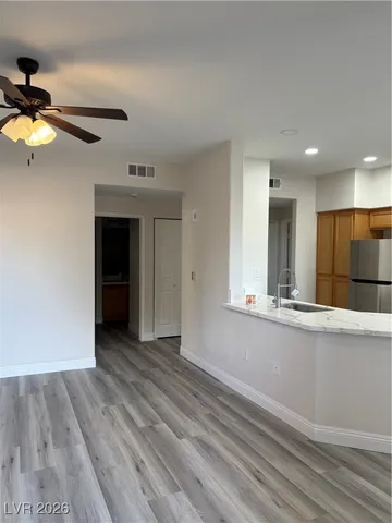 $1,450 | 1050 East Cactus Avenue, Unit 1091, Las Vegas, NV 89183