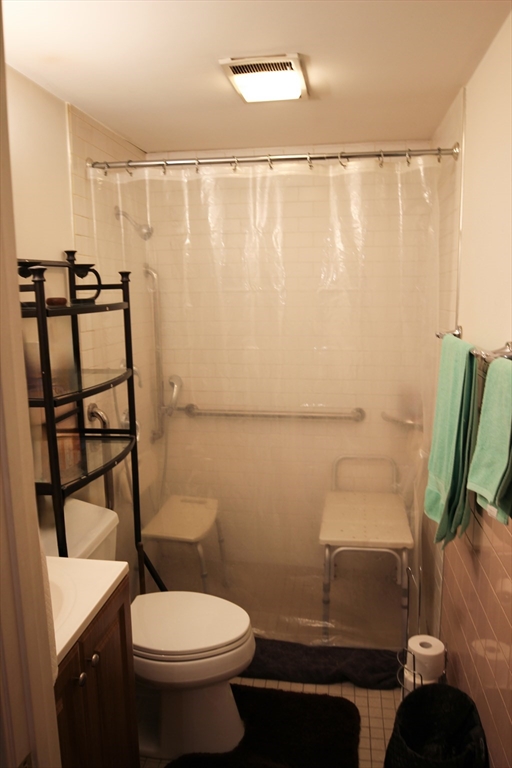 65 Victoria Heights Road, Unit 65 Boston, MA 02136 - Photo 2 of 7