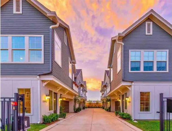 $2,750 | 2105 Naomi Street, Unit B, Houston, TX 77054
