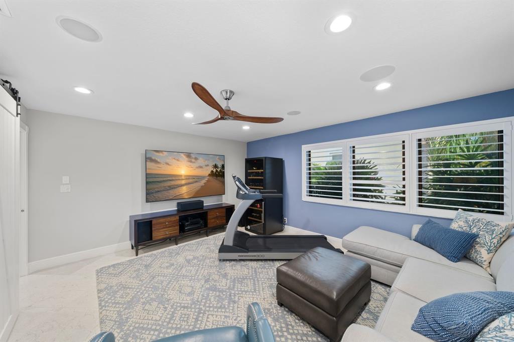 2341 Northeast 48th Court Lighthouse Point, FL 33064 - Photo 17 of 87